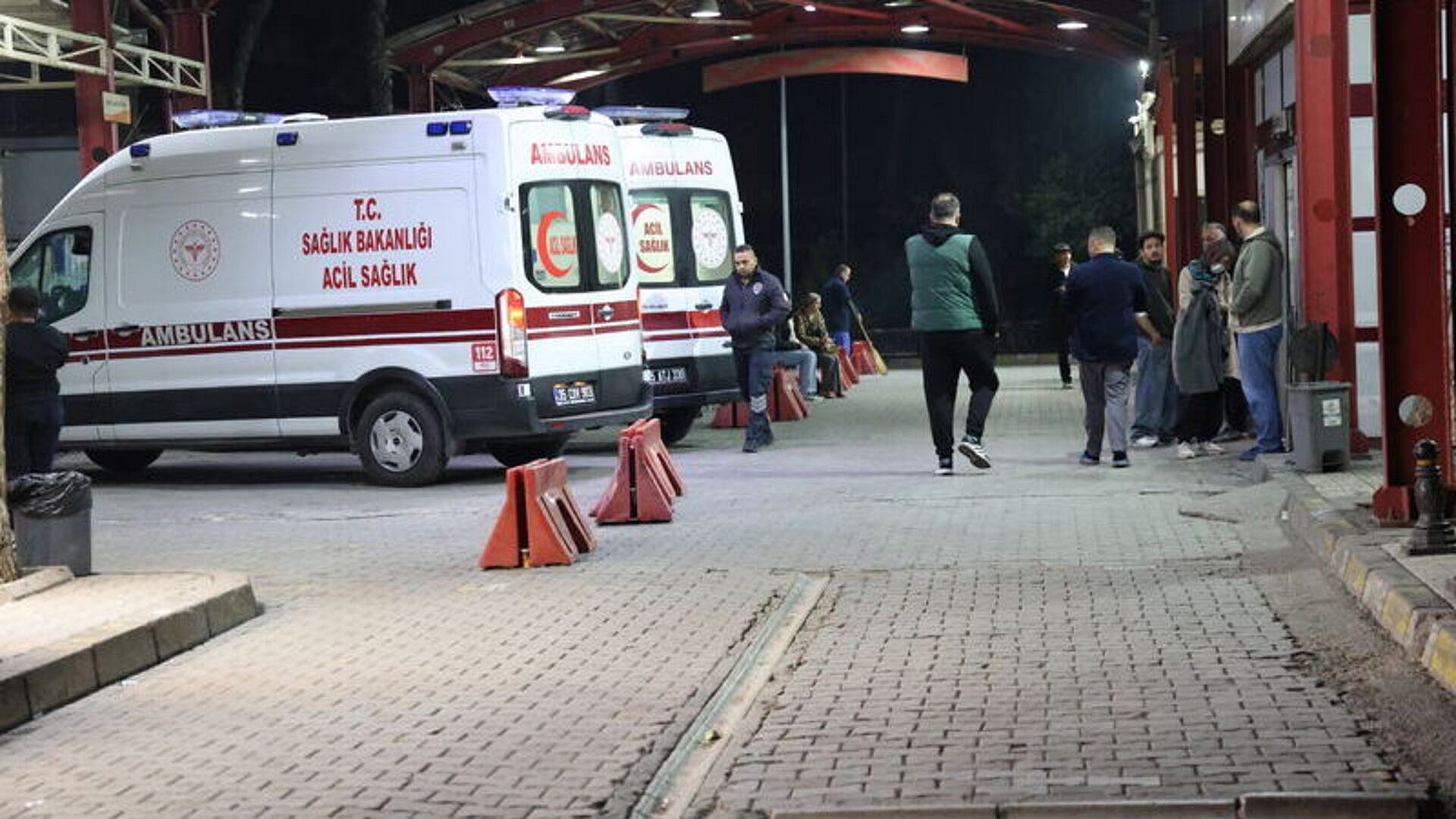 İzmir'de tartışma sırasında kulağını ısırarak kopardı
