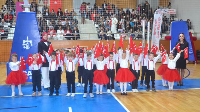 Karamürsel'de 29 Ekim Cumhuriyet Bayramı kutlaması yapıldı