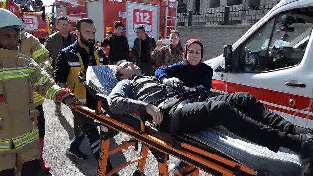 Kars Emniyet Müdürlüğü'nde yangın tatbikatı gerçekleştirildi