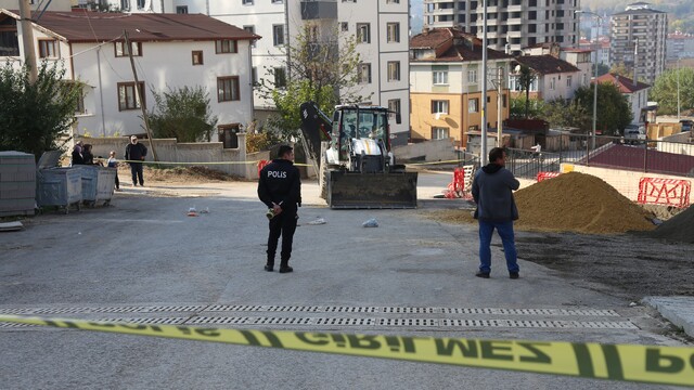 Kastamonu'da iş makinesi çarpan yaşlı kadın yaşamını yitirdi