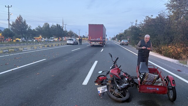 Kastamonu'da otomobil ile motosiklet çarpıştı: 1 yaralı
