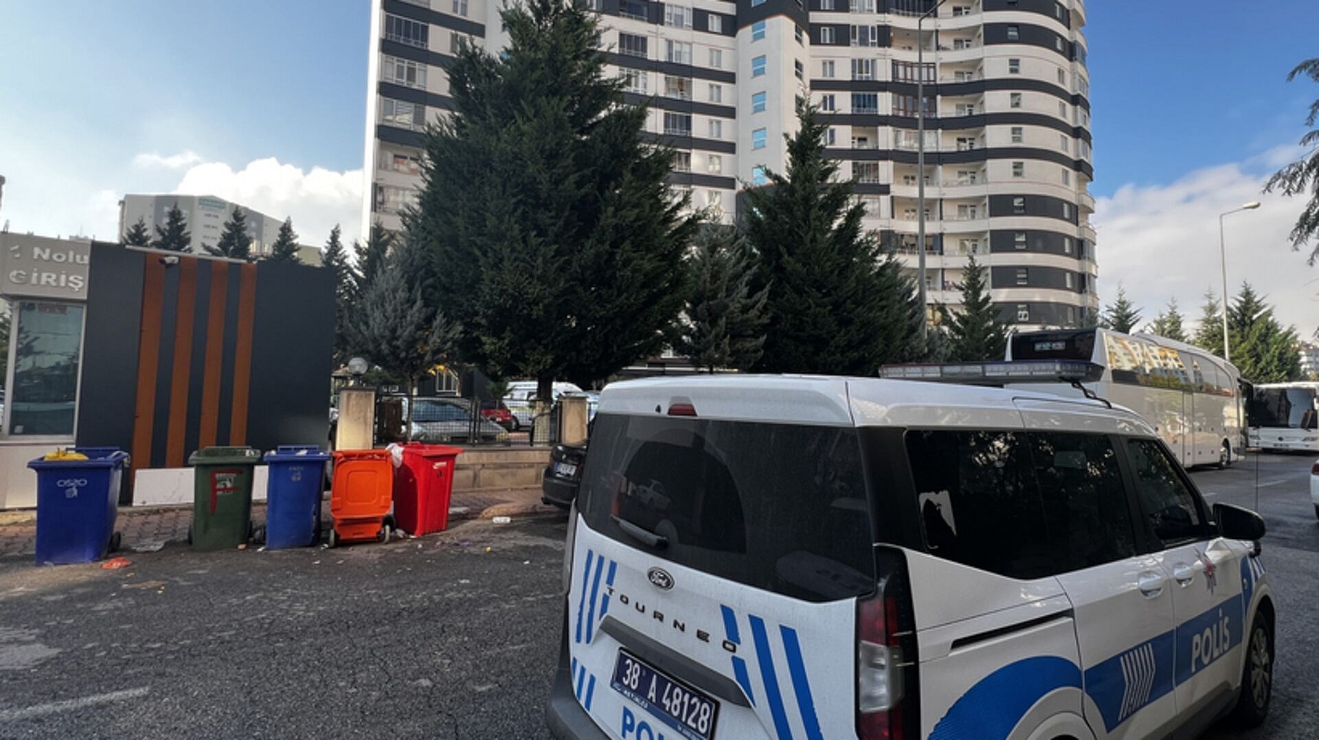 Kayseri'de dini nikahlı çift bıçakla birbirini yaraladı