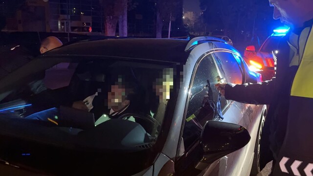 Kayseri'de kırmızı ışıkta bekleyen sürücünün alkollü durumu