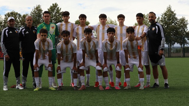 Kayserispor U16 takımı Amatör Spor Vefa'yı 190-7 mağlup etti