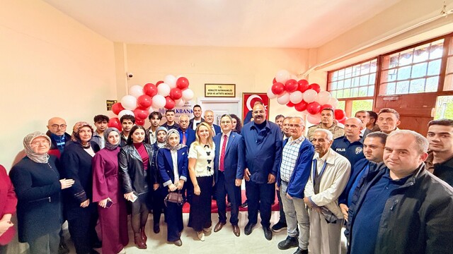 Kemaliye'de yeni spor ve aktivite merkezi törenle açıldı