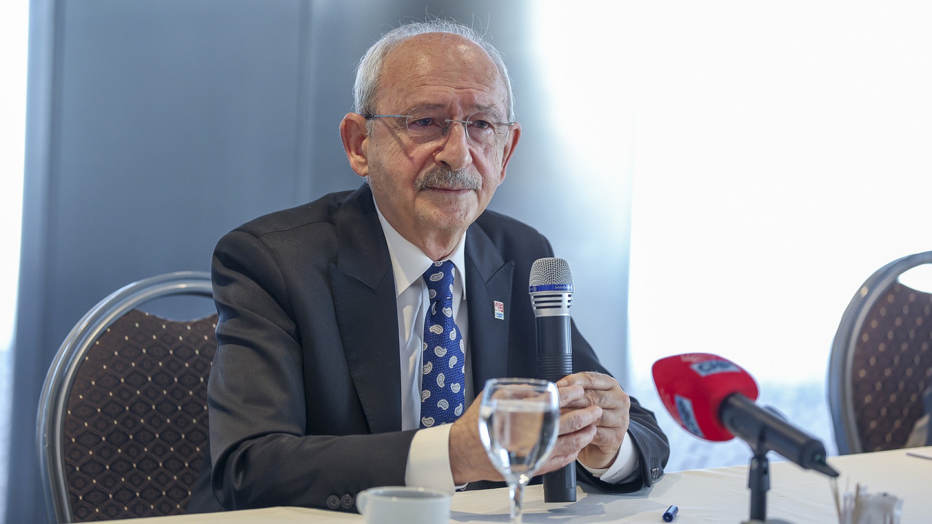 Kılıçdaroğlu, televizyon temsilcileriyle toplandı