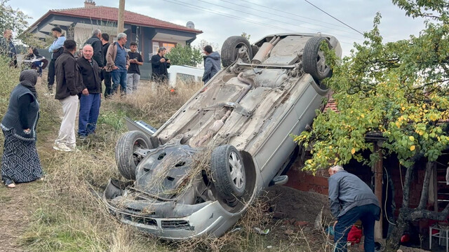 Kırıkkale'de kontrolden çıkan otomobil kömürlüğe devrildi