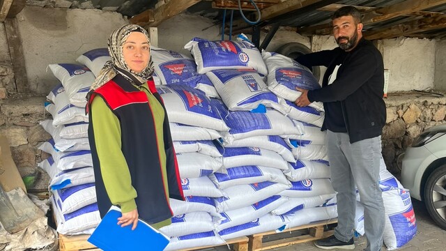 Kırıkkale'de yeşil mercimek tohumu üreticilere dağıtıldı