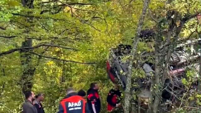 Kırklareli'de kamyon devrildi, 1 kişi hayatını kaybetti