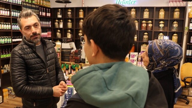 Kırşehir'de aktarlar kışa özel indirim kampanyası başlattı