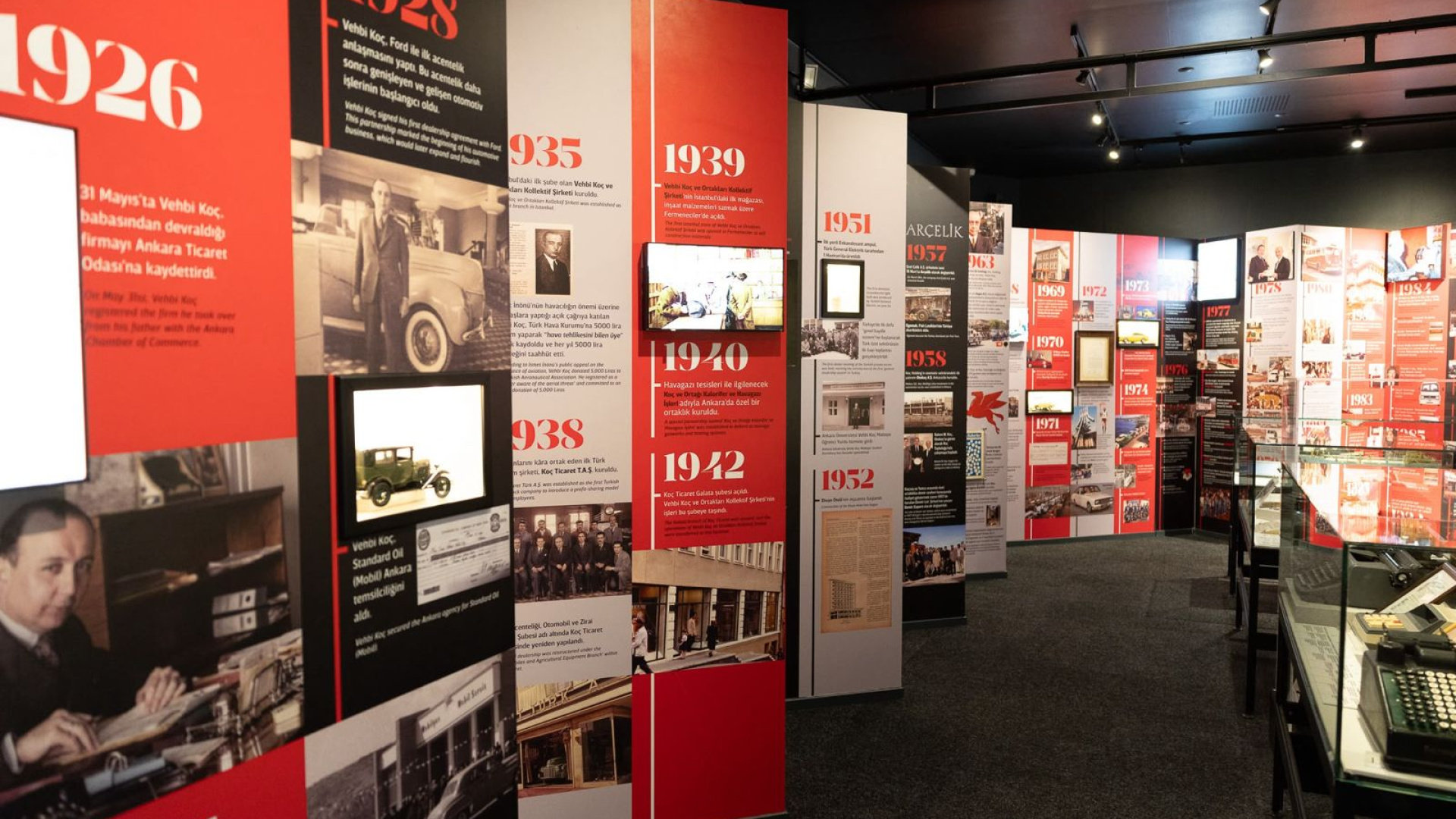 Koç Müzesi'nde 100 yıllık yerli sanayi sergisi açıldı