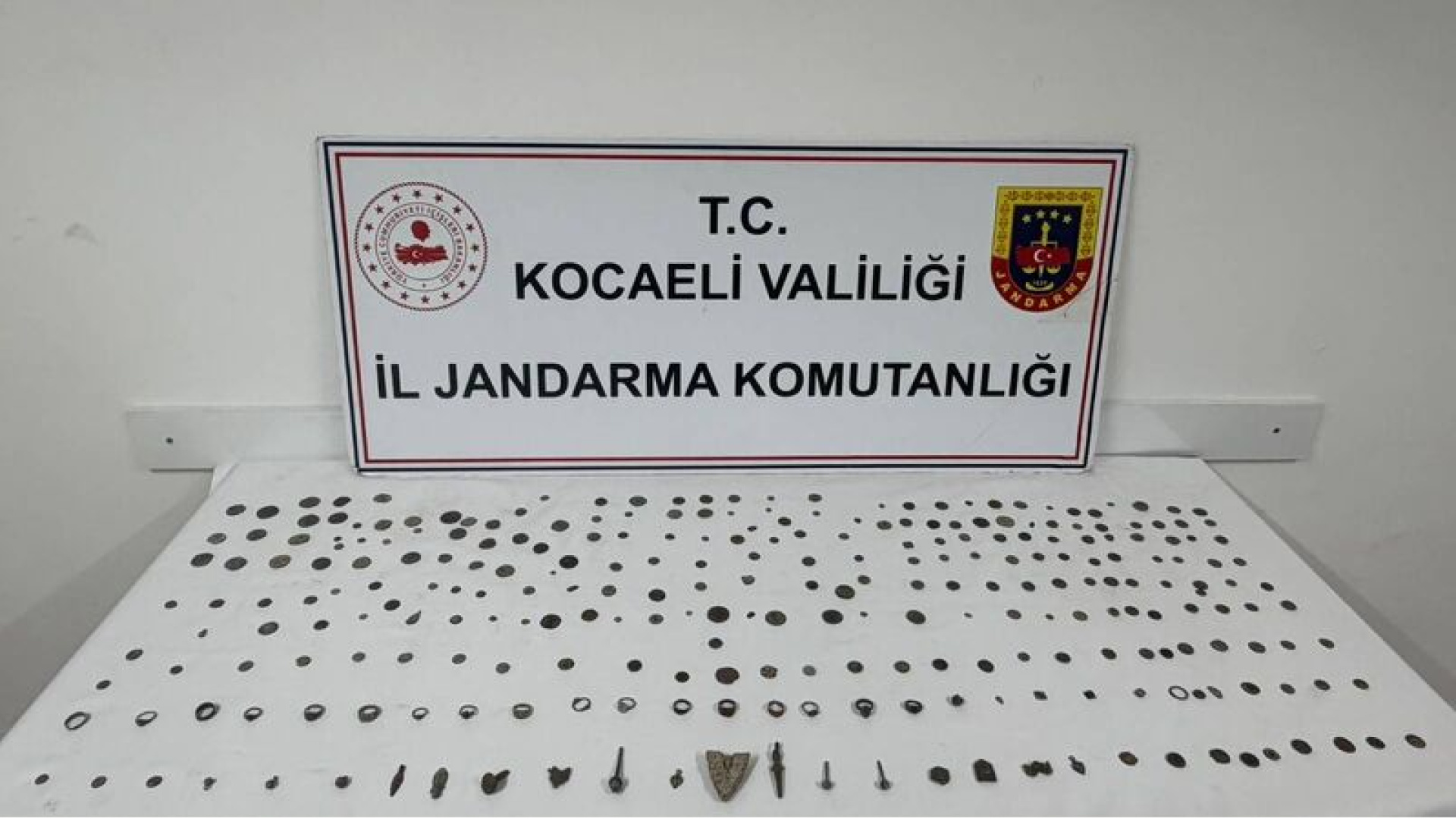 Kocaeli'de tarihi eser kaçakçılığına operasyon düzenlendi