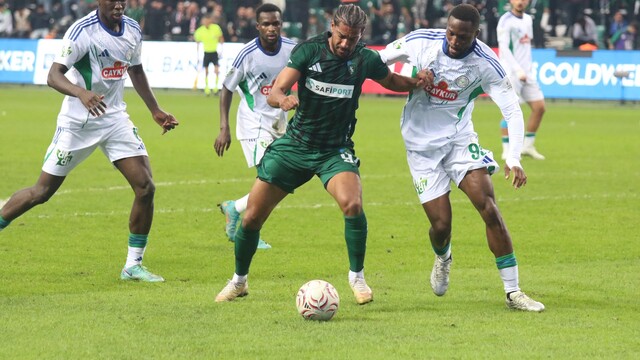 Kocaelispor, Çaykur Rizespor ile 0-0 berabere kaldı