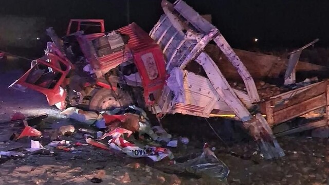 Konya'da devrilen kamyonun sürücüsü Mevlüt E. öldü