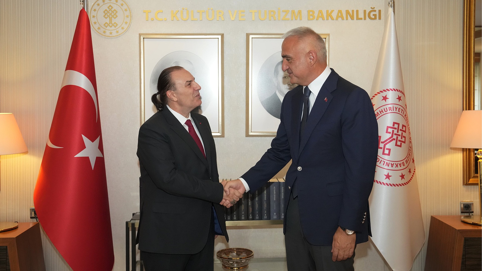Kültür Bakanı Ersoy, Can Atilla'yla çalışmaları görüştü