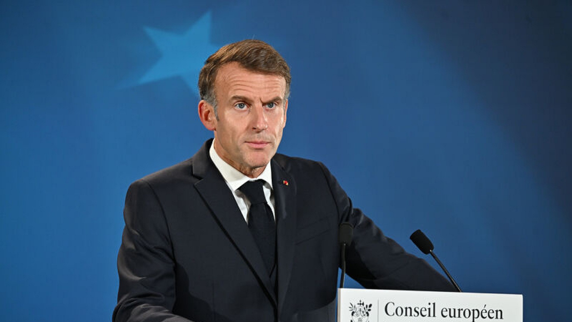 Macron, Katar'da enerji tedarik zincirini güvence altına alacak