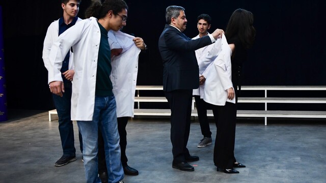 Malatya Turgut Özal Üniversitesi'nde beyaz önlük sevinci