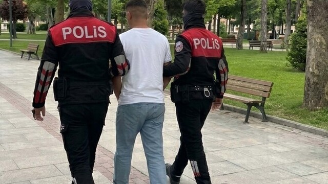 Manisa'da 152 yıl hapis cezasıyla aranan H.S. yakalandı