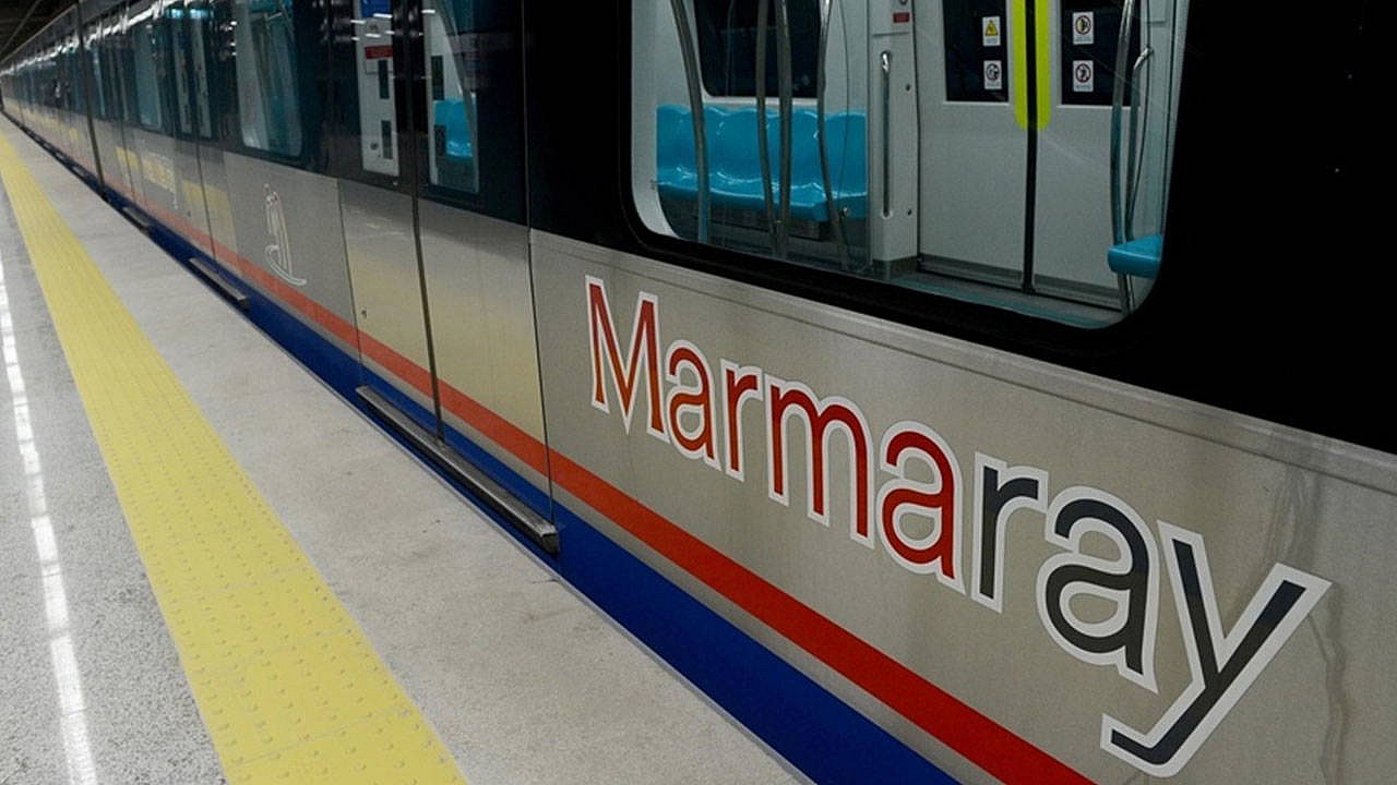 Marmaray'da intihar sonrası seferler tek hatla yapılıyor