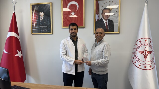 Marmaris'te hastaneye plaket verildi