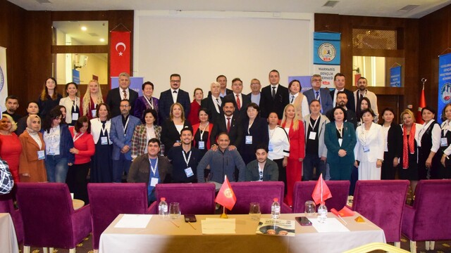Marmaris'te uluslararası gençlik kongresi yapıldı