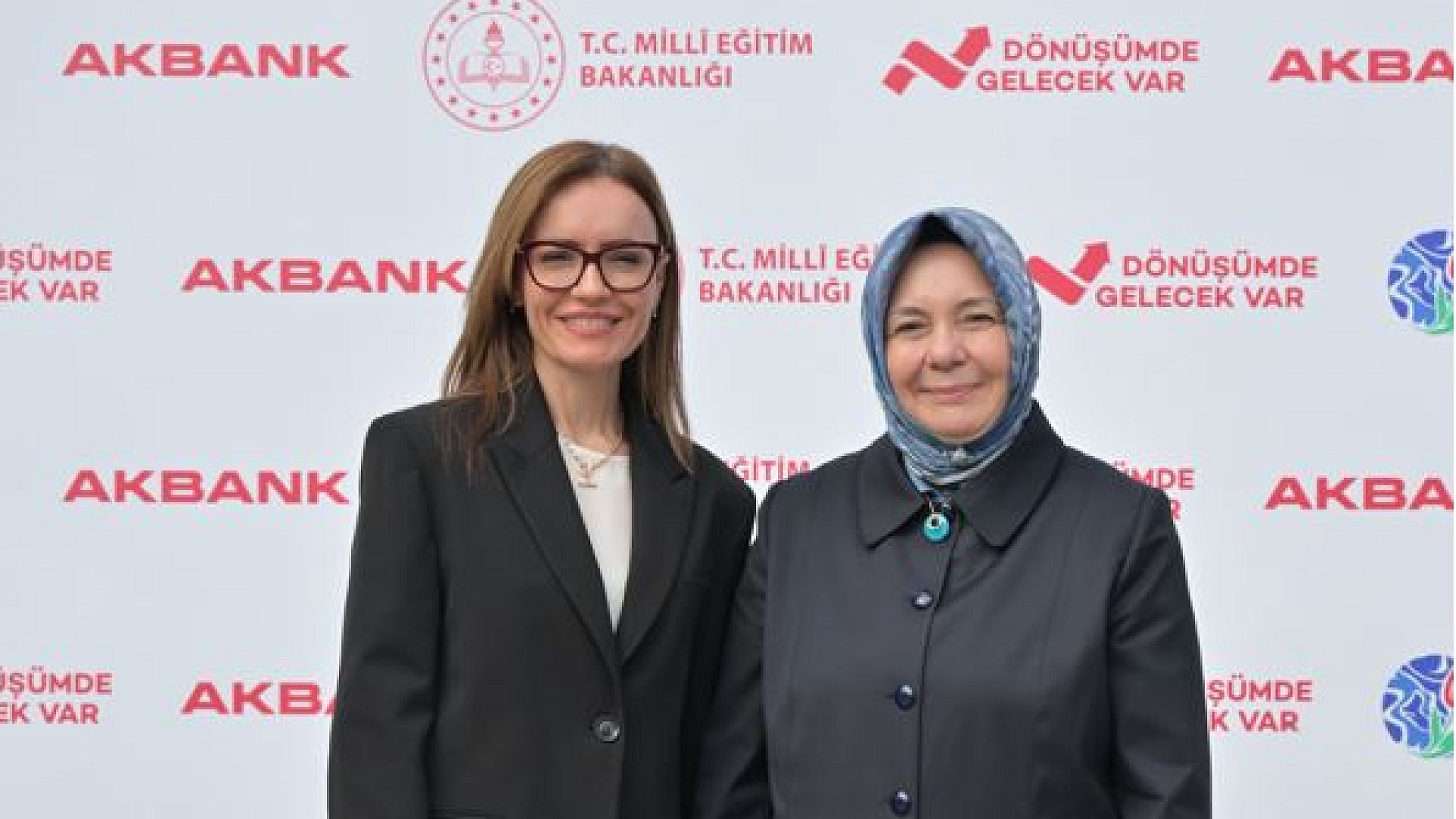 MEB ve Akbank'tan dönüşüm projeleri için iş birliği