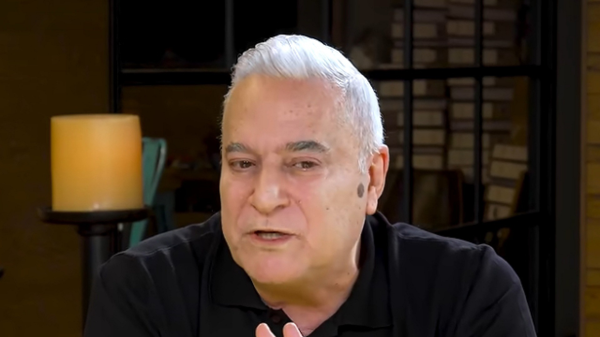 Mehmet Ali Erbil, annesinin cenazesinde yer almadı