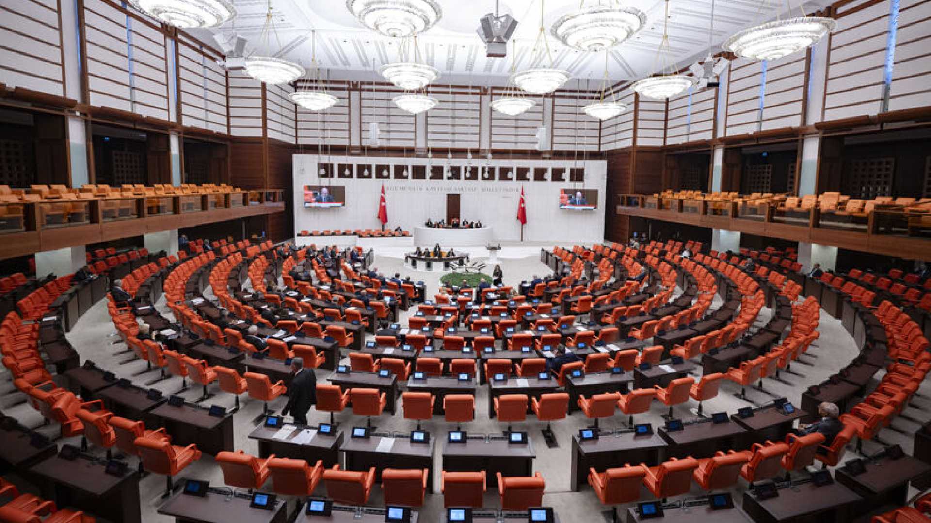 Mekke anlaşması Türkiye Büyük Millet Meclisi'ne sunuldu