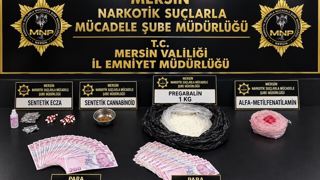 Mersin'de uyuşturucu satıcılarına operasyon: 2 tutuklama