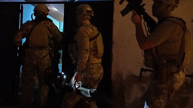 Mersin'de yasadışı bahis operasyonunda 26 kişi tutuklandı