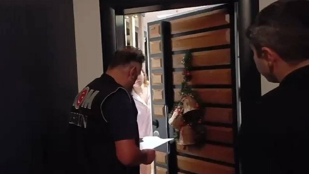 Mersin'deki operasyonda pijamalı kadının görüntüsü tartıştı