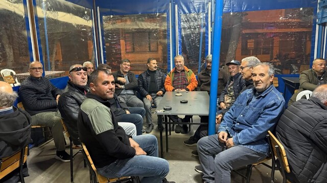 MHP Gömeç İlçe yönetimi zeytin üreticileriyle buluştu