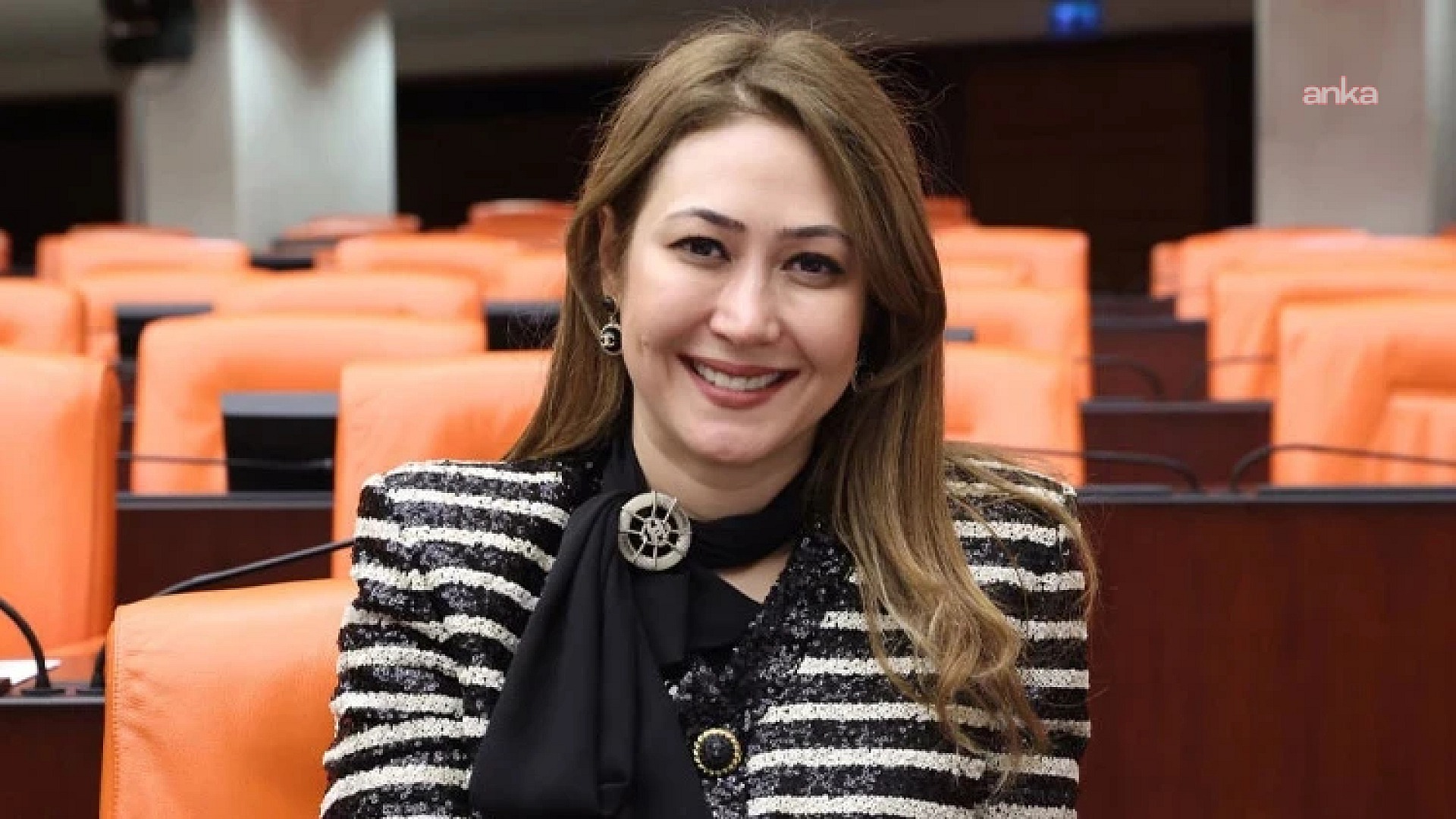 MHP'li Zuhal Karakoç, trafik kazası sonrası ameliyat oldu