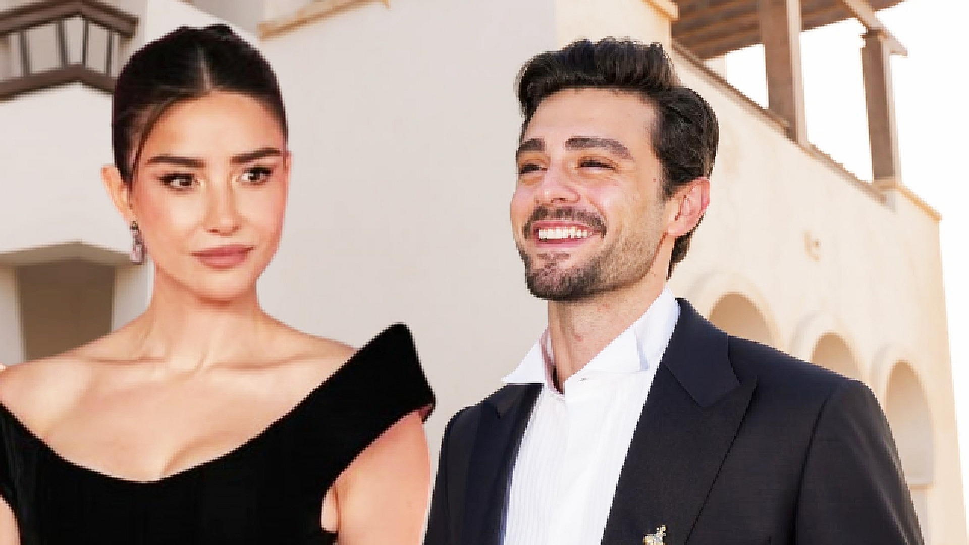 Mısır'da oyuncular Özge Gürel ve Yiğit Koçak boy gösterdi