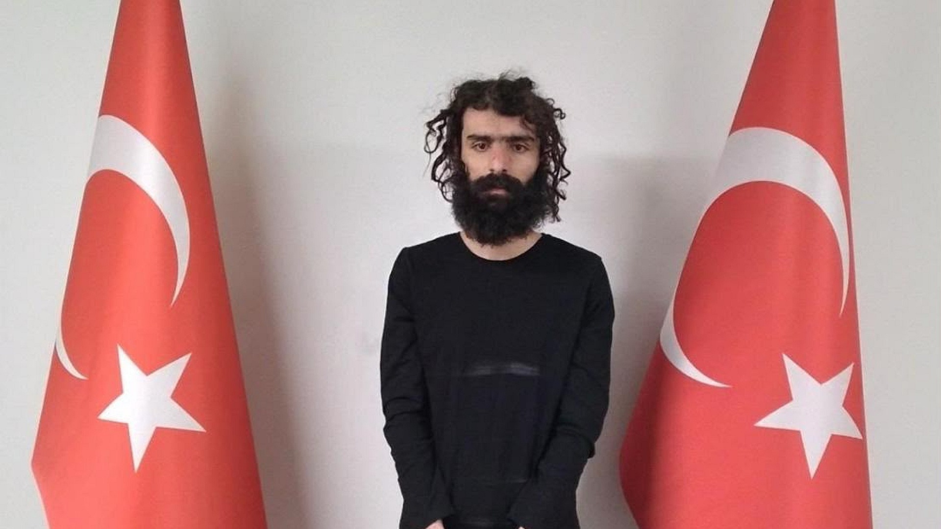 MİT, DEAŞ'lı teröristi Uğur Bahadır'ı Türkiye'ye getirdi