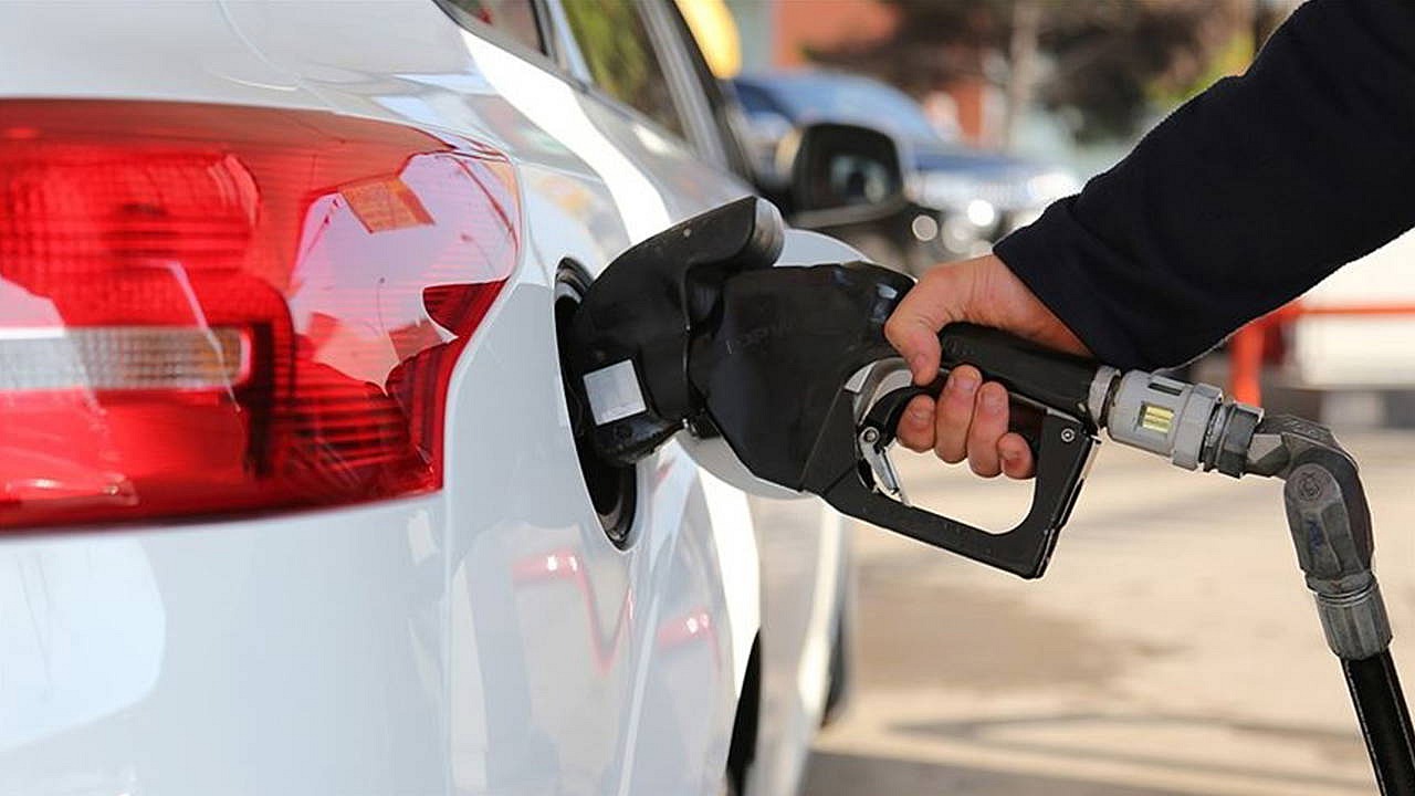 Motorin fiyatlarında yeni indirim bekleniyor