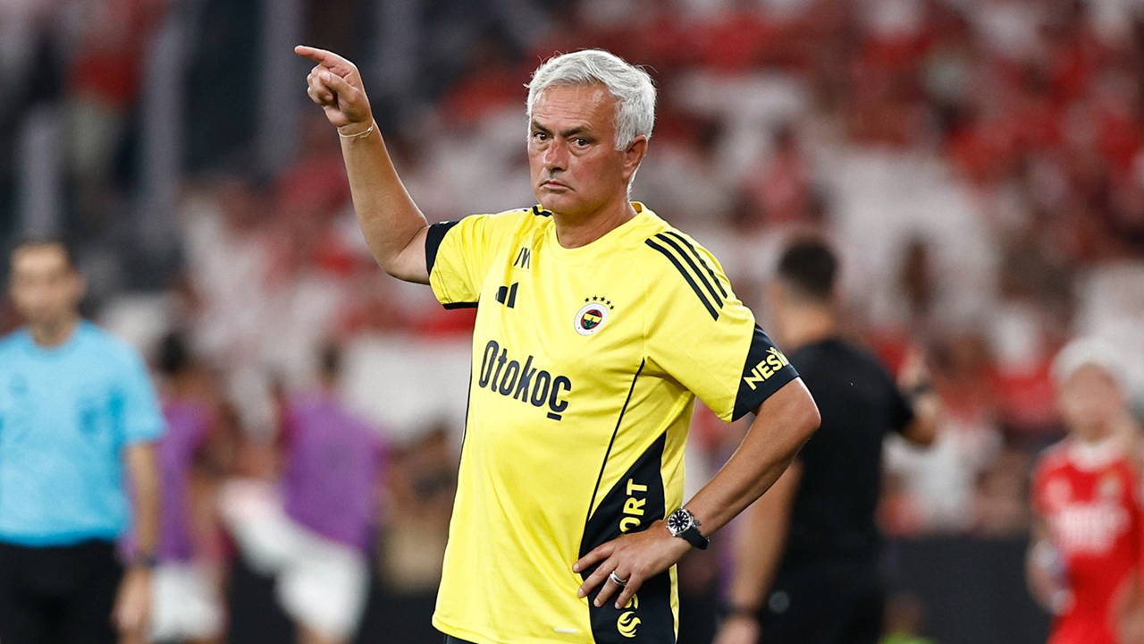 Mourinho'dan Fenerbahçe ve hakem skandalı açıklaması