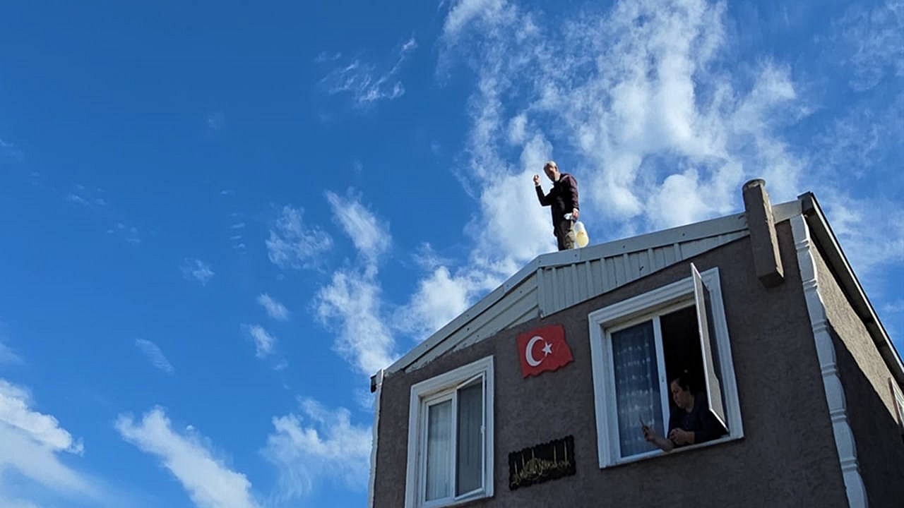 Mudanya'da ev yıkımına benzinle direniş başladı