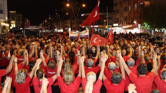Muğla'da Cumhuriyet Bayramı dolayısıyla fener alayı
