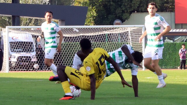 Muğlaspor, İstanbulspor'u 5-0 mağlup etti