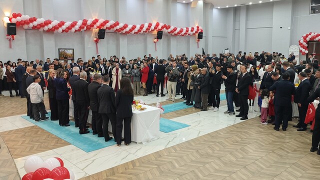 Muş'ta Cumhuriyet Bayramı'nın 103'üncü yılı kutlandı