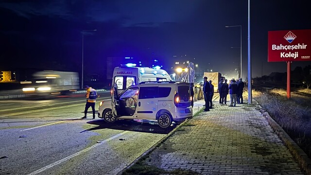 Muş'ta otomobil ile kepçe çarpıştı: 1 kişi yaralandı