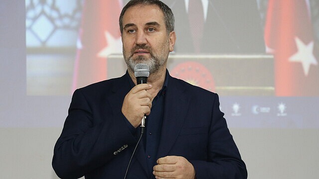 Mustafa Şen, Karabük'te AK Parti toplantısında konuştu