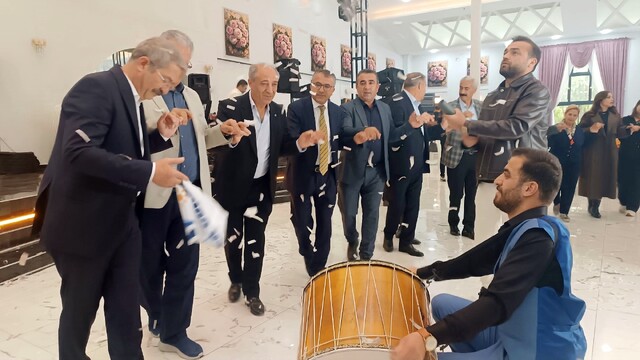 Necdet Takva: Van'ın en güvenilir limanı Mavi Liste ekibidir