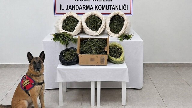 Niğde'de jandarmadan uyuşturucu operasyonu yapıldı
