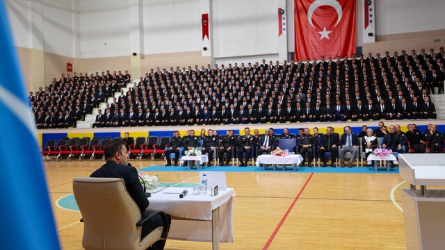 Niğde Valisi Akmeşe, POMEM öğrencileriyle buluştu