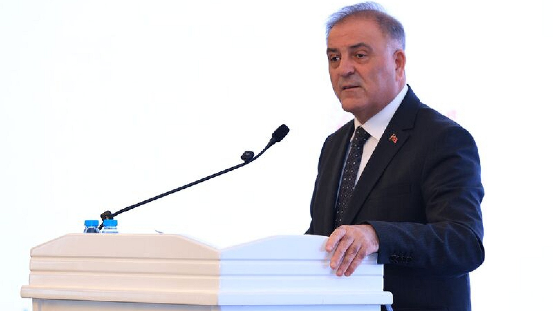 Nuri Aslan, İstanbul'un ulaşım projelerini tanıttı