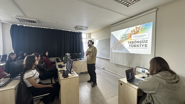 OMÜ'de 2026-2027 akademik yılı 'Terörsüz Türkiye' ile başladı