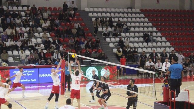 Onikişubat Belediyespor, Gebze Belediyespor'a 3-1 mağlup