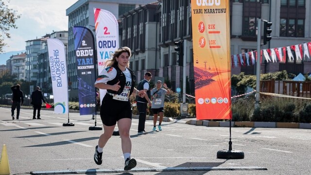 Ordu Yarı Maratonu'nda 8 ülkeden 707 sporcu mücadele etti